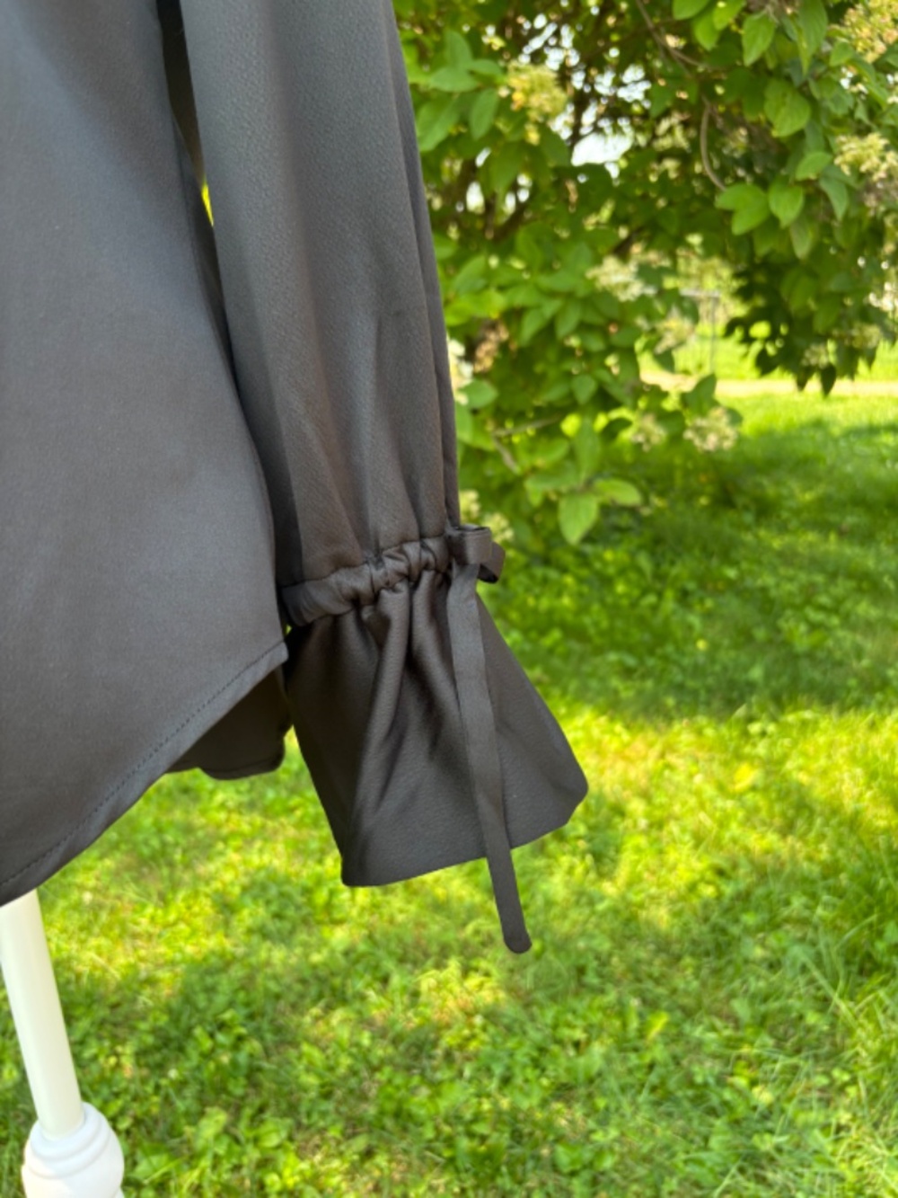 David Lerner Satin Button-Back Long Sleeve Blouse - Picture 6 of 8